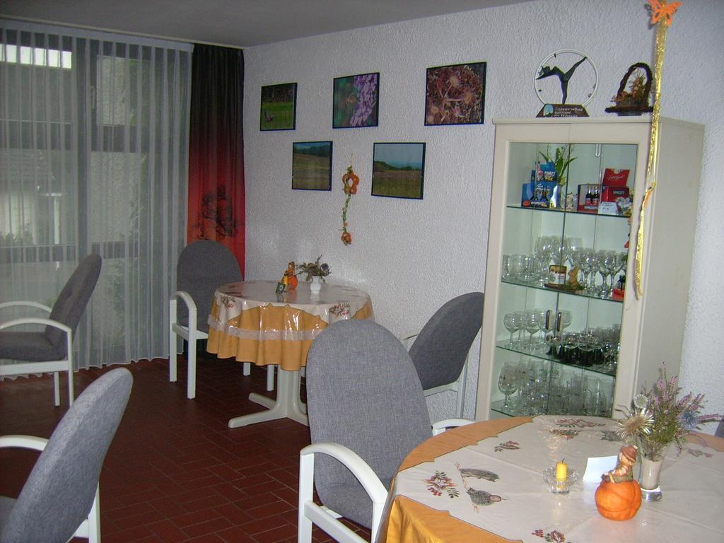 Schönau an der Brend Gaestehaus Hochrhoenblick חדר תמונה