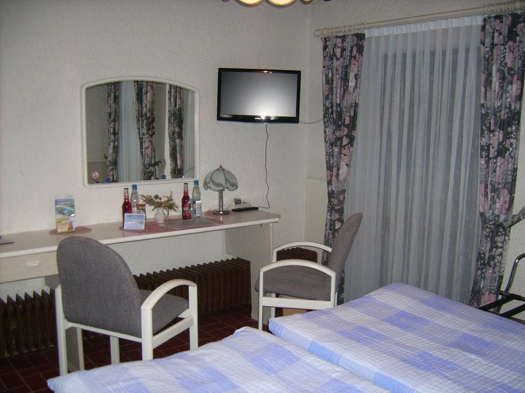 Schönau an der Brend Gaestehaus Hochrhoenblick חדר תמונה